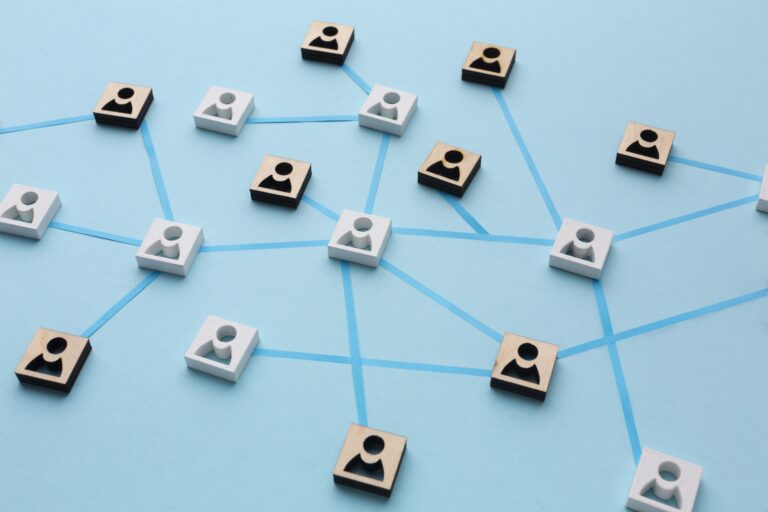 vernetzungskonzept-stilllebenkomposition